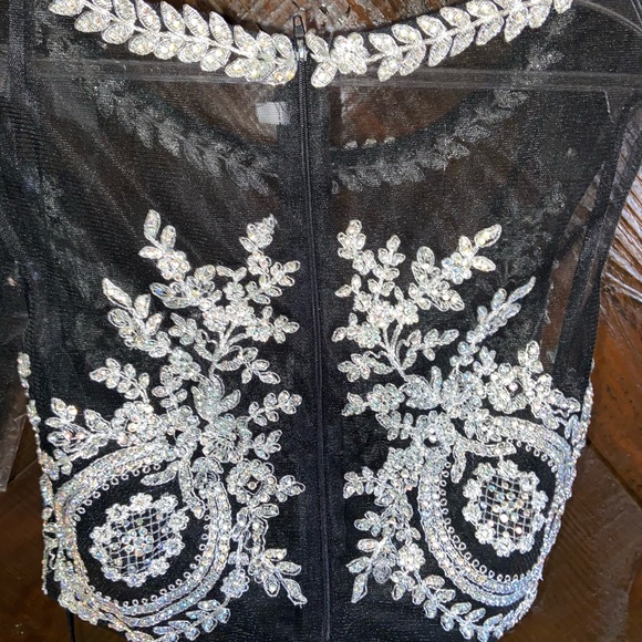 stunning black prom dress!! - Picture 8 of 8